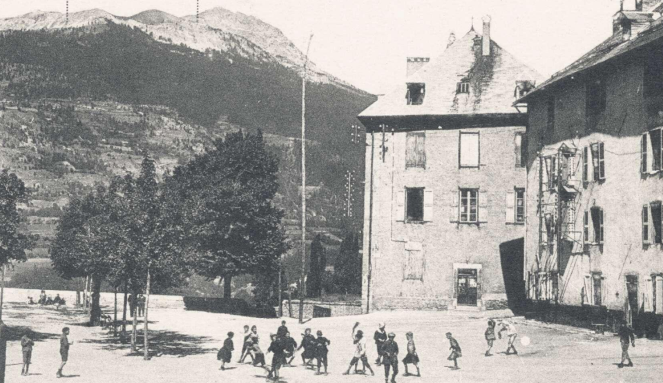 Ancienne photo de la place Blanchard