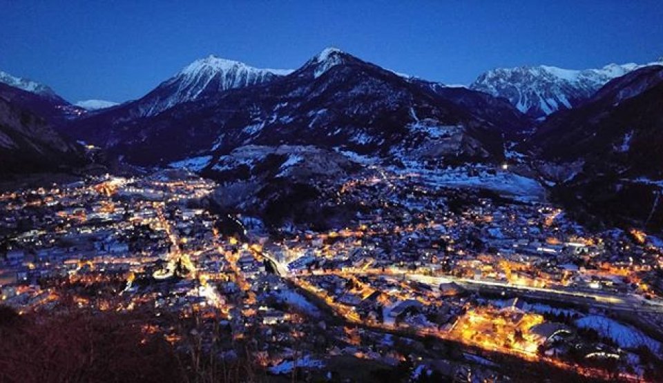 Briançon de nuit